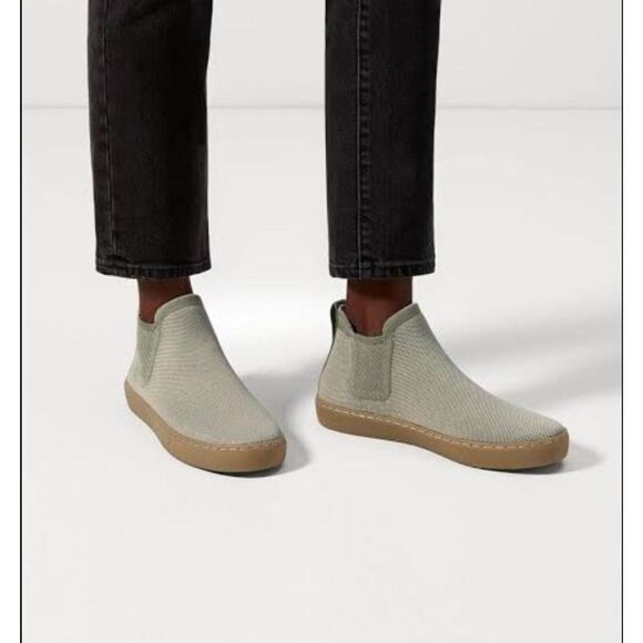 ROTHY'S Women's Chelsea Knit High Top Slip On Boots In Light Sage Size 7 NWOT - Picture 2 of 12